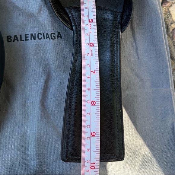 Balenciaga kitten heels size 36.5 worn once - Picture 3 of 6